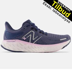 Opdag ultimativ komfort og ydeevne med New Balance 1080v12 løbesko. Perfekt til daglig træning. 1080v12: Din vej til en bedre løbeoplevelse.