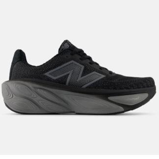 Oplev uovertruffen komfort og støtte med New Balance Fresh Foam More v5. Ideel til alle løbere, gør hver tur behagelig og responsiv.